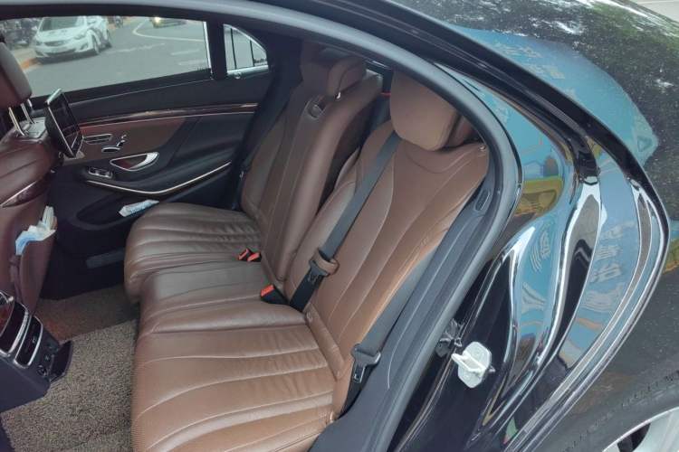 Used Mercedes-Benz S-Class 2015 S 400 L 4MATIC Left Rear Seat