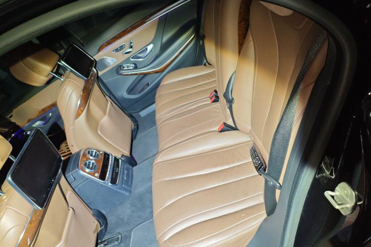 Used Mercedes-Benz S-Class 2015 S 400 L Left Rear Seat