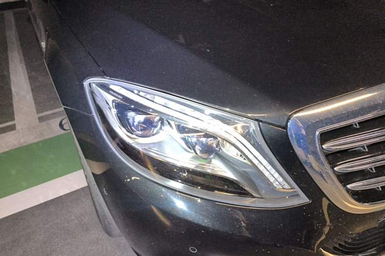 Used Mercedes-Benz S-Class 2015 S 400 L 4MATIC Right Front Headlight
