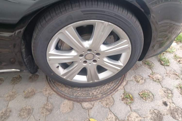 Used Mercedes-Benz S-Class 2015 S 400 L 4MATIC Right Front Wheel Hub