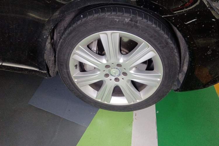 Used Mercedes-Benz S-Class 2015 S 400 L 4MATIC Right Front Wheel Hub