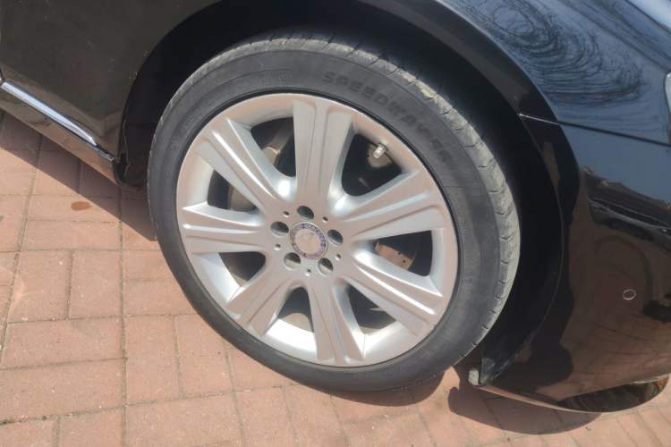 Used Mercedes-Benz S-Class 2015 S 400 L 4MATIC Right Front Wheel Hub
