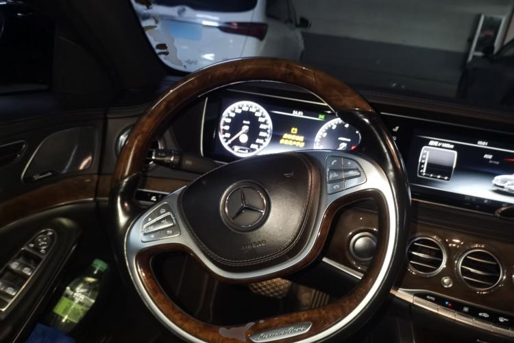 Used Mercedes-Benz S-Class 2015 S 400 L 4MATIC Steering Wheel