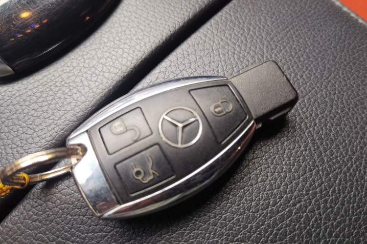 Used Mercedes-Benz S-Class 2015 S 400 L 4MATIC Vehicle Key