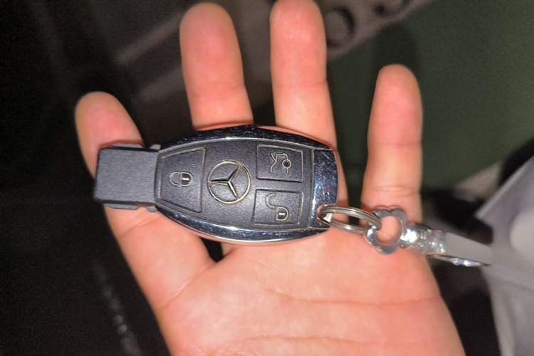 Used Mercedes-Benz S-Class 2015 S 400 L 4MATIC Vehicle Key
