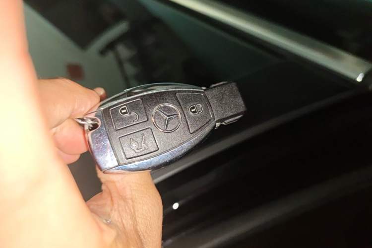 Used Mercedes-Benz S-Class 2015 S 400 L Vehicle Key