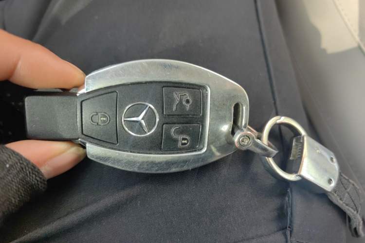 Used Mercedes-Benz S-Class 2015 S 400 L 4MATIC Vehicle Key