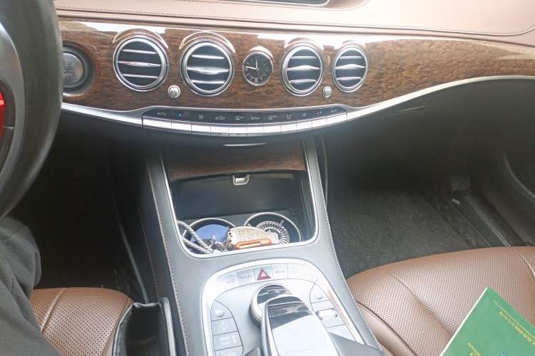 Used Mercedes-Benz S-Class 2016 S 320 L Business Model Audio And AC Panel