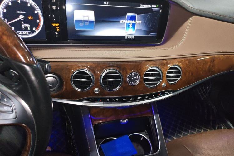 Used Mercedes-Benz S-Class 2016 S 320 L Luxury Model Audio And AC Panel