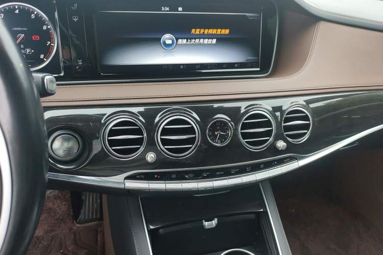 Used Mercedes-Benz S-Class 2016 S 400 L Audio And AC Panel
