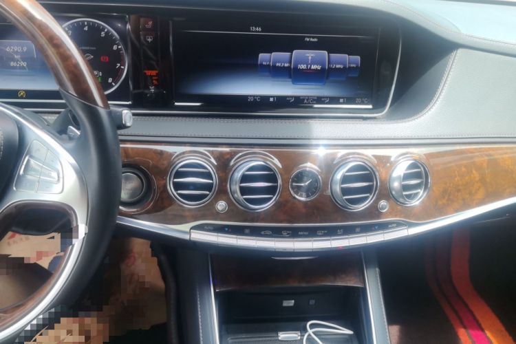 Used Mercedes-Benz S-Class 2016 S 320 L Luxury Model Audio And AC Panel