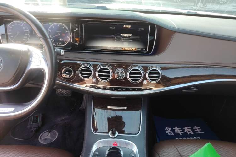 Used Mercedes-Benz S-Class 2016 S 320 L Business Model Audio And AC Panel