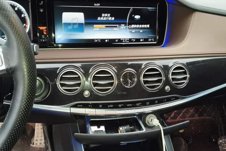 Used Mercedes-Benz S-Class 2016 S 400 L 4MATIC Audio And AC Panel