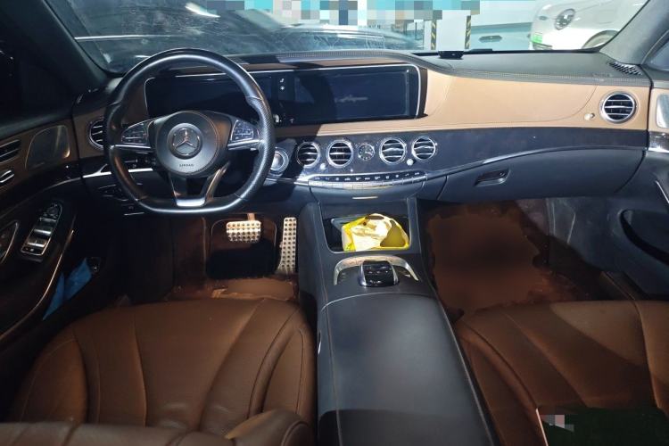 Used Mercedes-Benz S-Class 2016 S 400 L 4MATIC Center Console