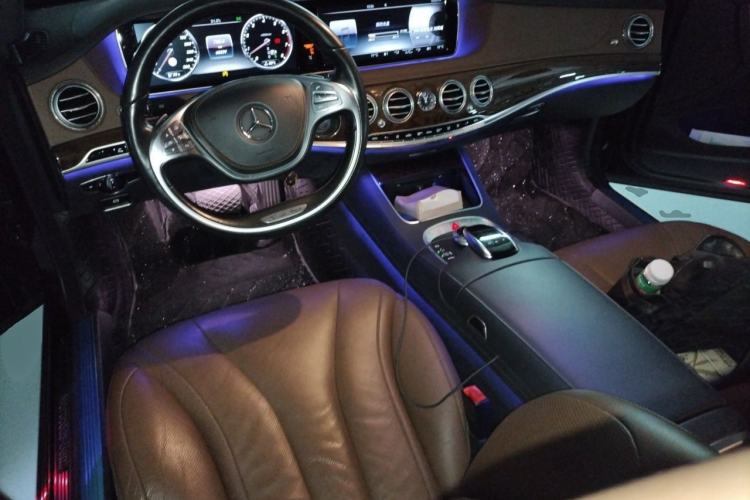 Used Mercedes-Benz S-Class 2016 S 320 L Business Model Center Console