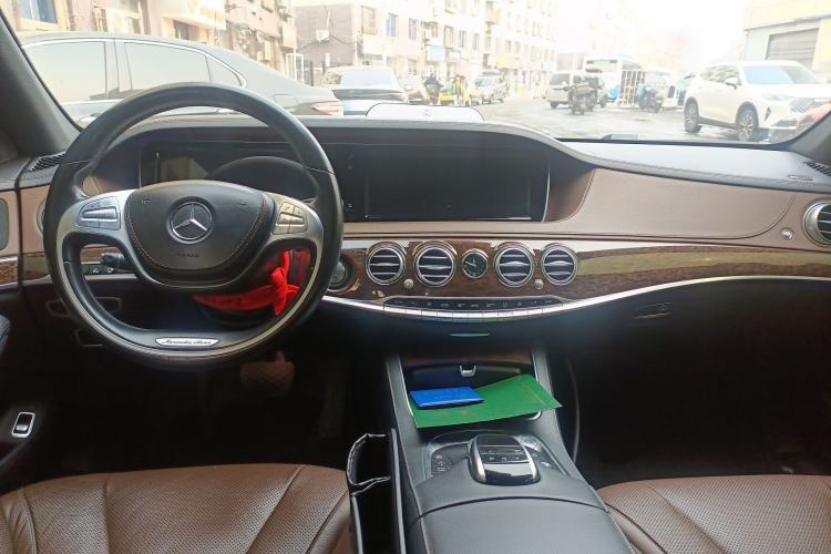 Used Mercedes-Benz S-Class 2016 S 320 L Business Model Center Console