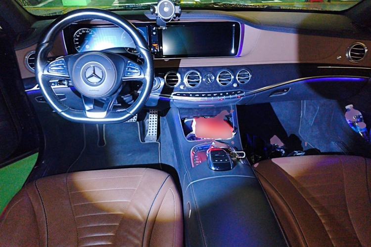 Used Mercedes-Benz S-Class 2016 S 500 L 4MATIC Center Console
