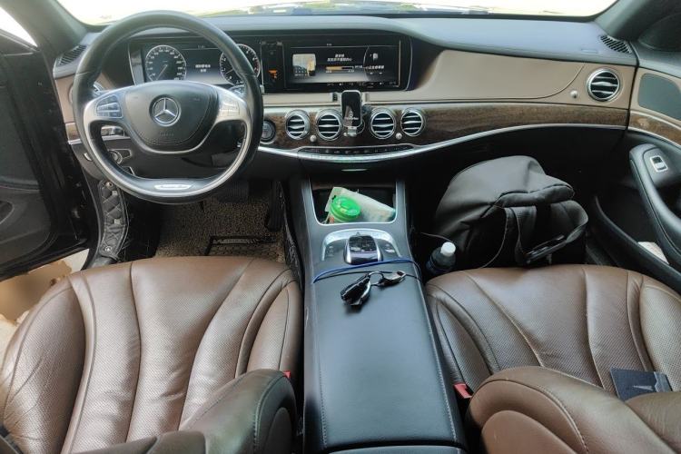 Used Mercedes-Benz S-Class 2016 S 320 L Business Model Center Console