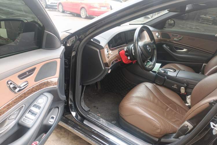 Used Mercedes-Benz S-Class 2016 S 320 L Business Model Driver Seat