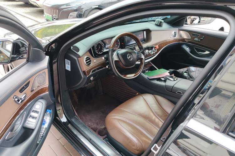 Used Mercedes-Benz S-Class 2016 S 320 L Business Model Driver Seat