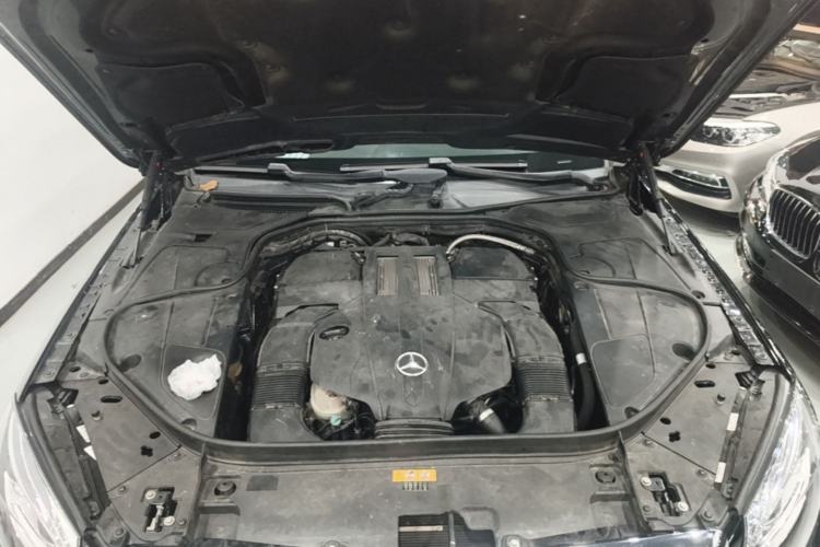 Used Mercedes-Benz S-Class 2016 S 320 L Luxury Model Engine Bay