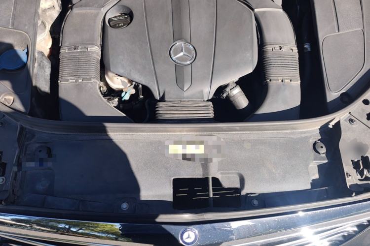 Used Mercedes-Benz S-Class 2016 S 320 L Business Model Engine Bay