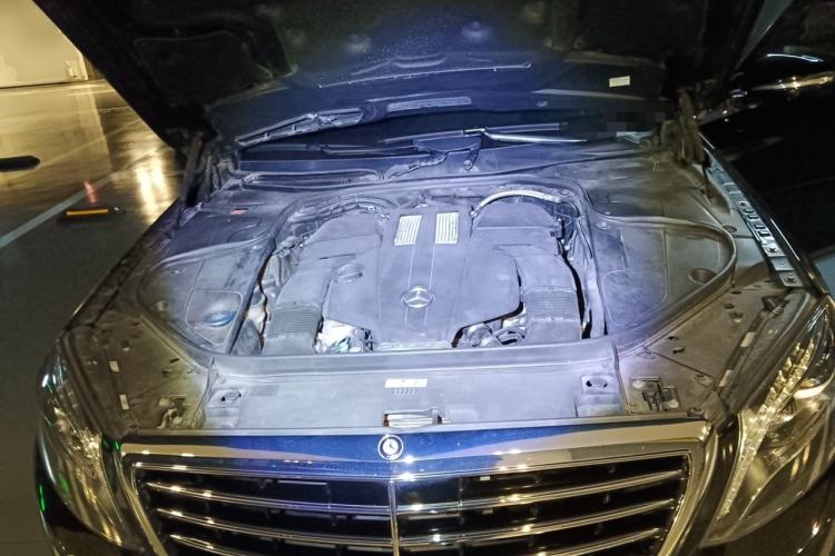 Used Mercedes-Benz S-Class 2016 S 400 L Engine Bay