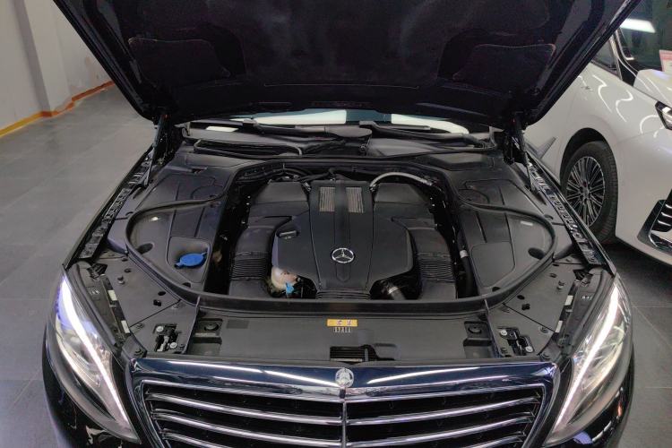 Used Mercedes-Benz S-Class 2016 S 320 L Business Model Engine Bay