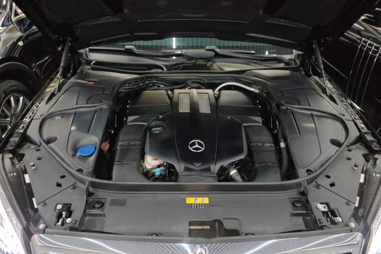 Used Mercedes-Benz S-Class 2016 S 320 L Business Model Engine Bay