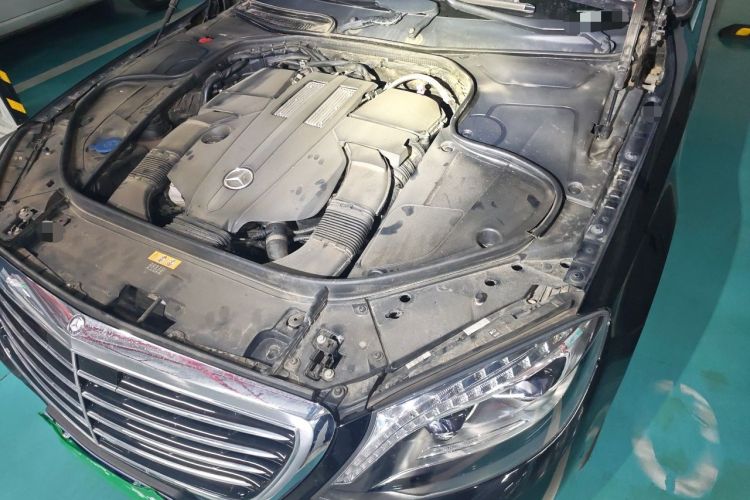 Used Mercedes-Benz S-Class 2016 S 400 L 4MATIC Engine Bay Left