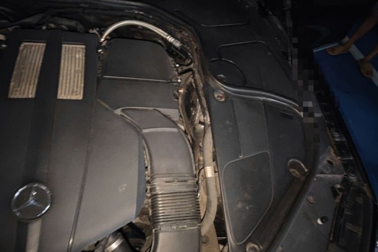 Used Mercedes-Benz S-Class 2016 S 320 L Luxury Model Engine Bay Left