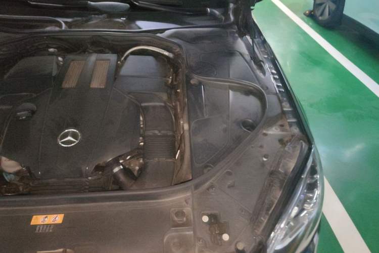 Used Mercedes-Benz S-Class 2016 S 320 L Business Model Engine Bay Left