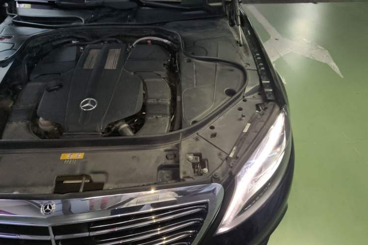 Used Mercedes-Benz S-Class 2016 S 400 L 4MATIC Engine Bay Left