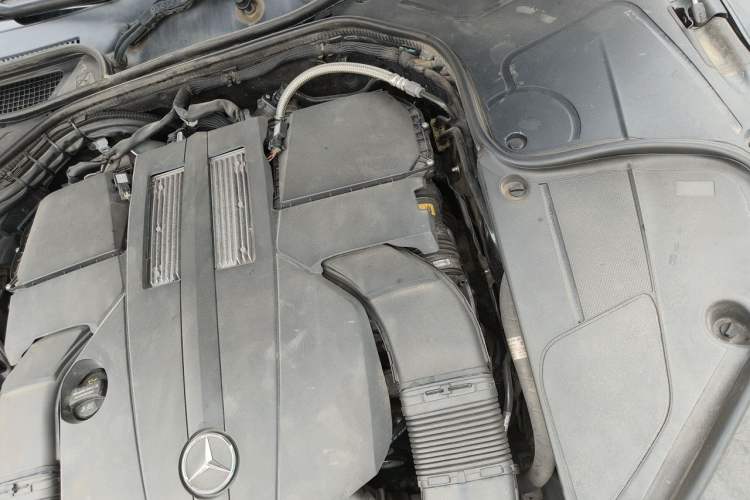 Used Mercedes-Benz S-Class 2016 S 320 L Business Model Engine Bay Left