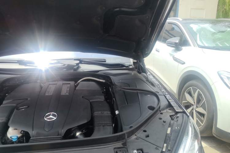 Used Mercedes-Benz S-Class 2016 S 320 L Luxury Model Engine Bay Left