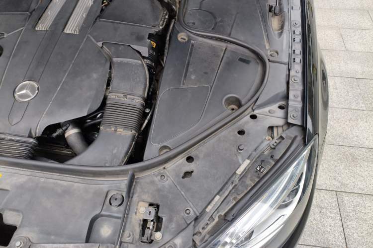Used Mercedes-Benz S-Class 2016 S 320 L Business Model Engine Bay Left