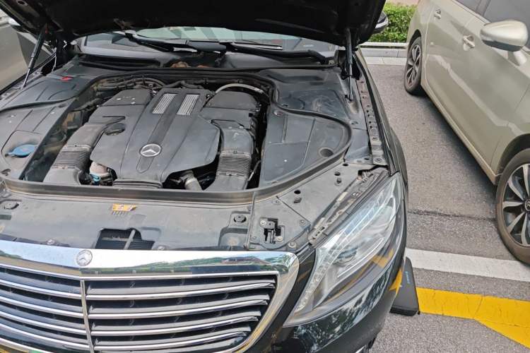 Used Mercedes-Benz S-Class 2016 S 320 L Business Model Engine Bay Left