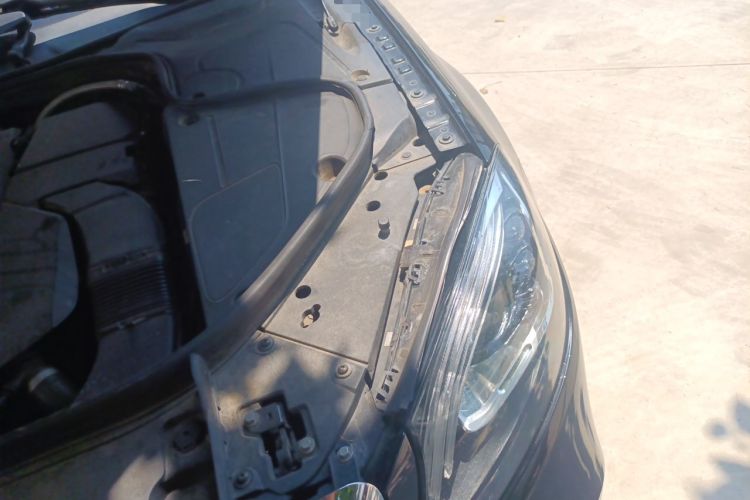 Used Mercedes-Benz S-Class 2016 S 320 L Luxury Model Engine Bay Left