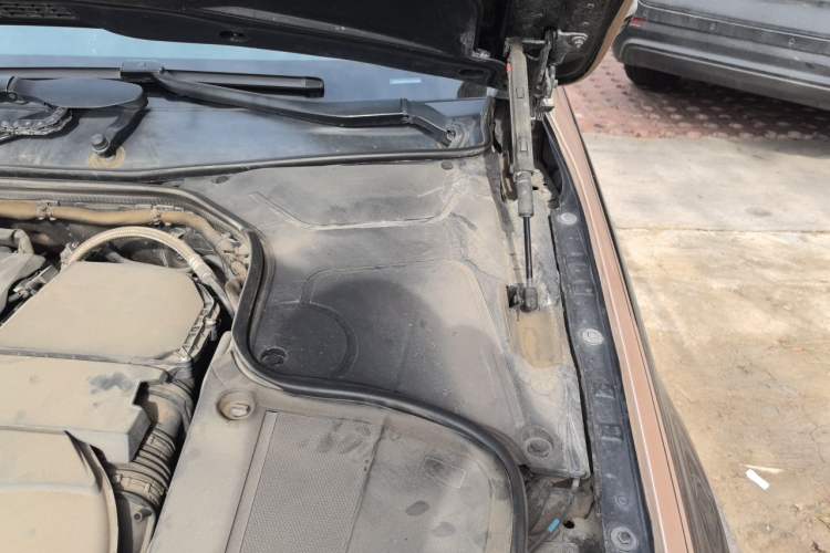 Used Mercedes-Benz S-Class 2016 S 320 L Business Model Engine Bay Left