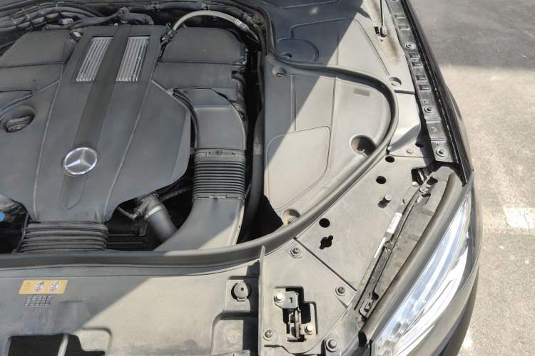 Used Mercedes-Benz S-Class 2016 S 320 L Business Model Engine Bay Left