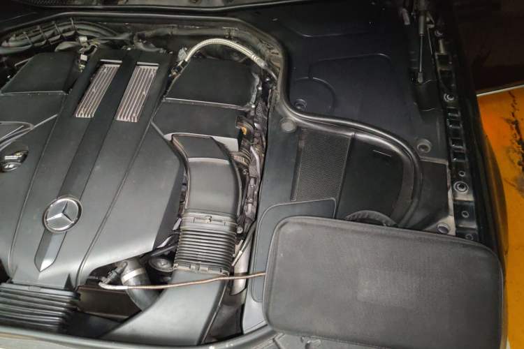 Used Mercedes-Benz S-Class 2016 S 320 L Business Model Engine Bay Left