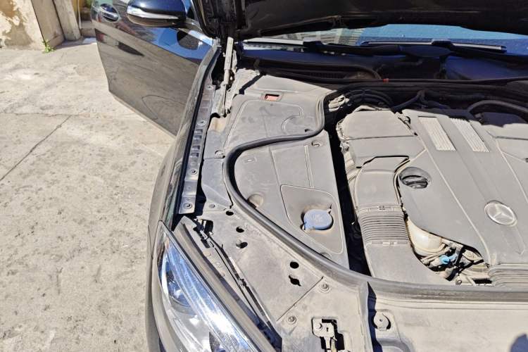 Used Mercedes-Benz S-Class 2016 S 320 L Business Model Engine Bay Right