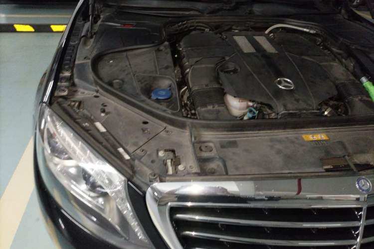 Used Mercedes-Benz S-Class 2016 S 320 L Business Model Engine Bay Right