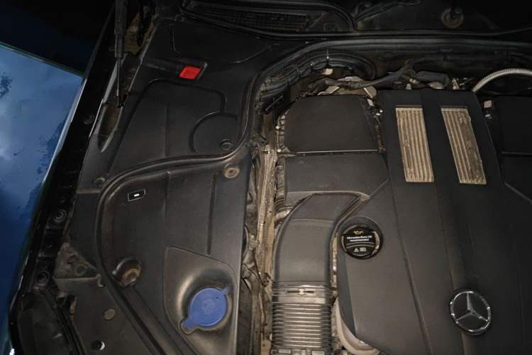 Used Mercedes-Benz S-Class 2016 S 320 L Luxury Model Engine Bay Right