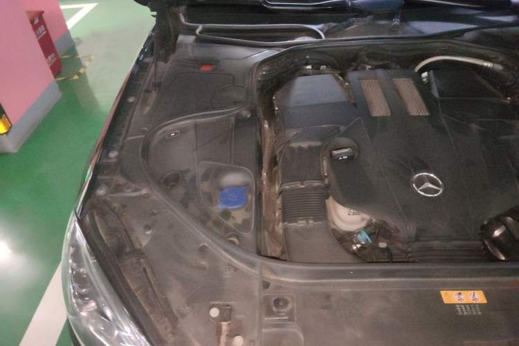 Used Mercedes-Benz S-Class 2016 S 320 L Business Model Engine Bay Right