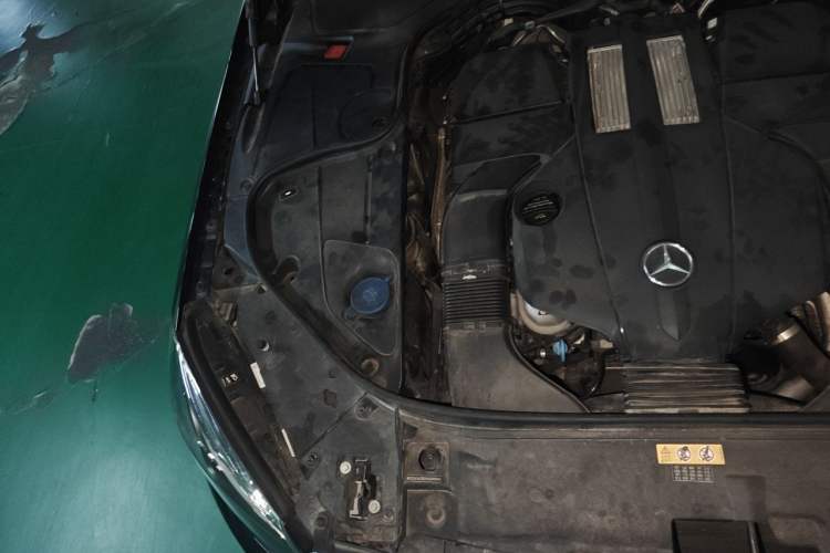 Used Mercedes-Benz S-Class 2016 S 320 L Business Model Engine Bay Right