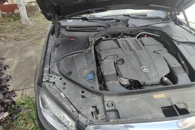 Used Mercedes-Benz S-Class 2016 S 400 L 4MATIC Engine Bay Right