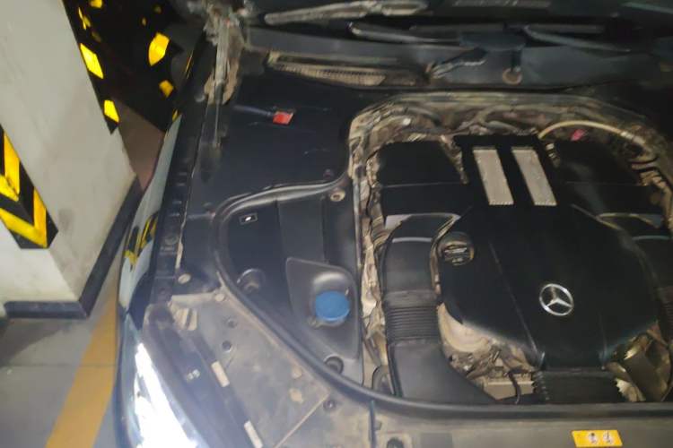 Used Mercedes-Benz S-Class 2016 S 400 L 4MATIC Engine Bay Right