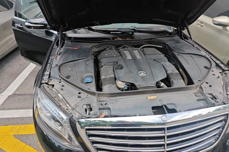 Used Mercedes-Benz S-Class 2016 S 320 L Business Model Engine Bay Right