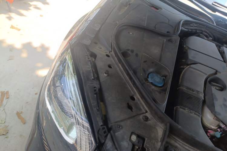 Used Mercedes-Benz S-Class 2016 S 320 L Luxury Model Engine Bay Right